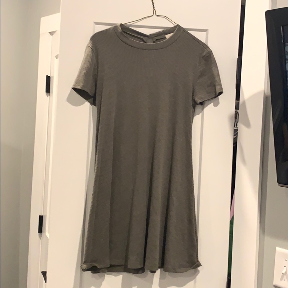 jella c. army green dress